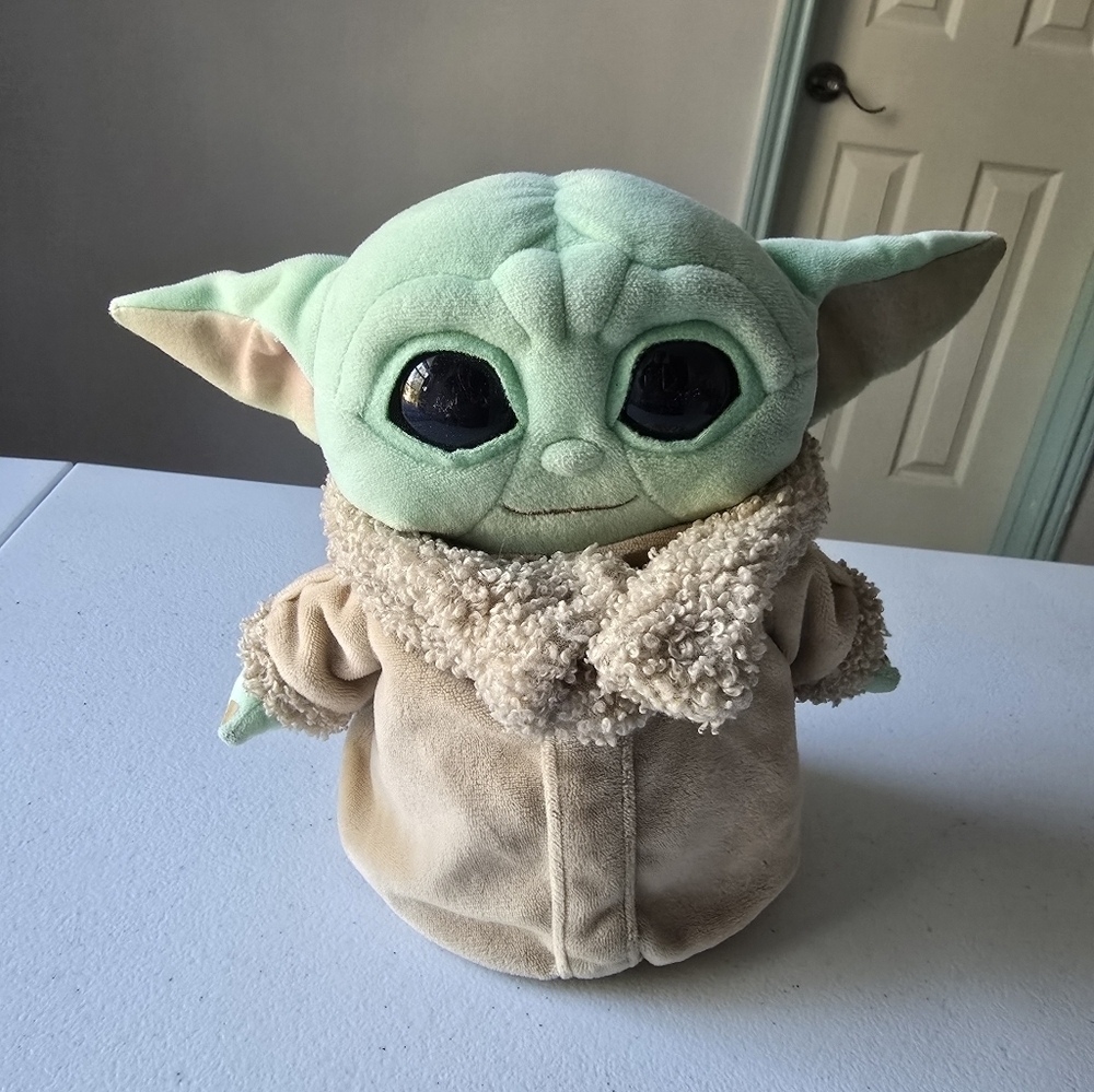 Star Wars Mattel Mandalorian The Child 8" Baby Yoda Grogu Plush Stuffed Animal